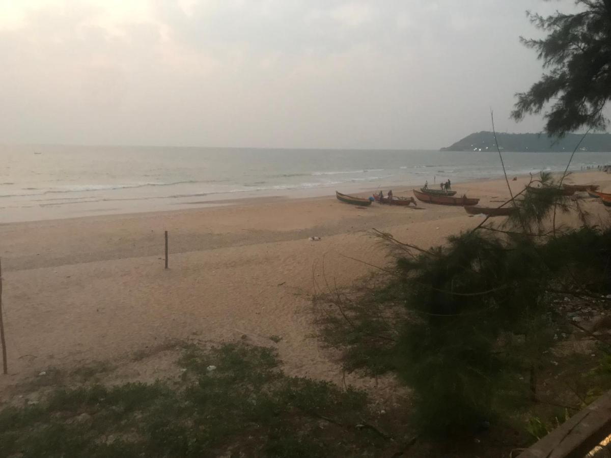 Sam & San Beach Resort Vengurla Exterior photo
